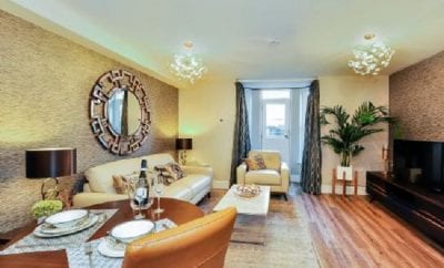 Apartment 8 Blue Bridge, Elegant & Luxurious 1 Bed Apartment- Free Parking